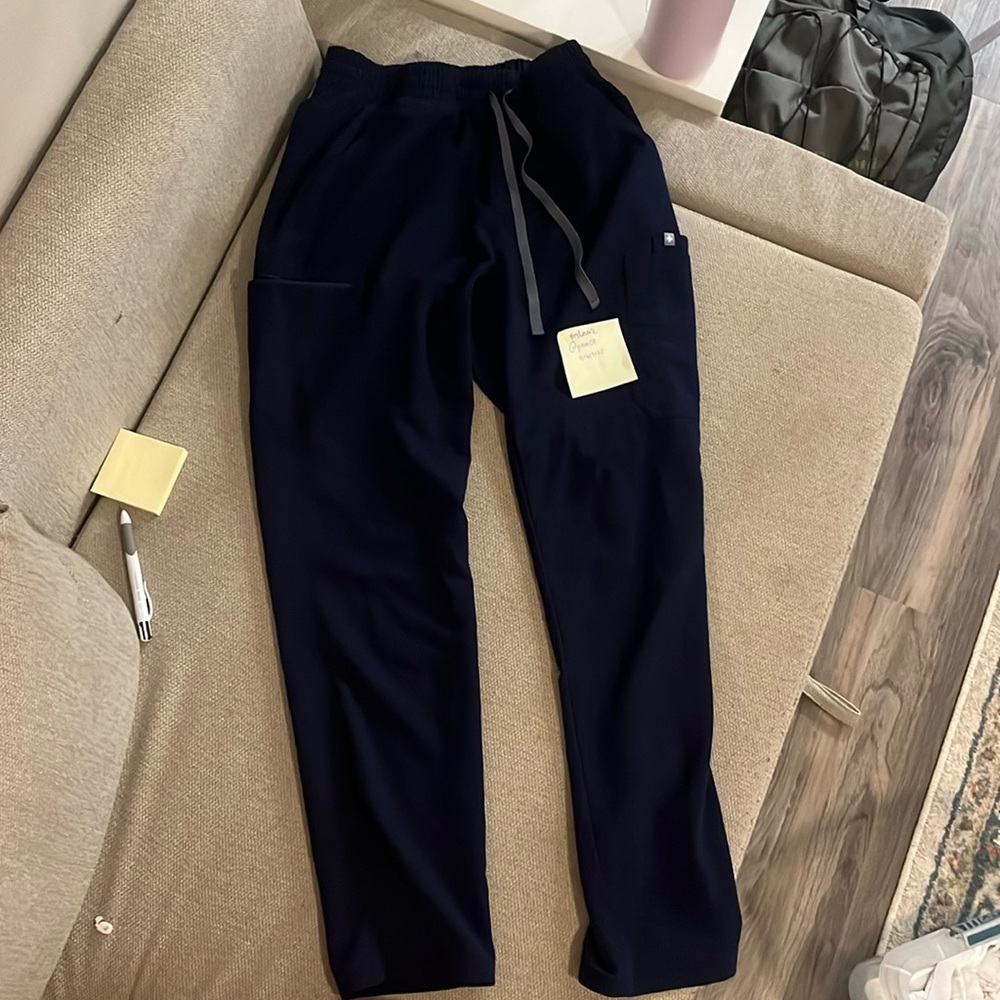 FIGS Navy High waisted yola Medium tall EUC